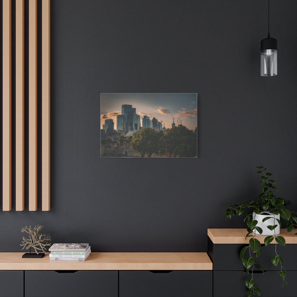 London - Evening Horizon Canvas