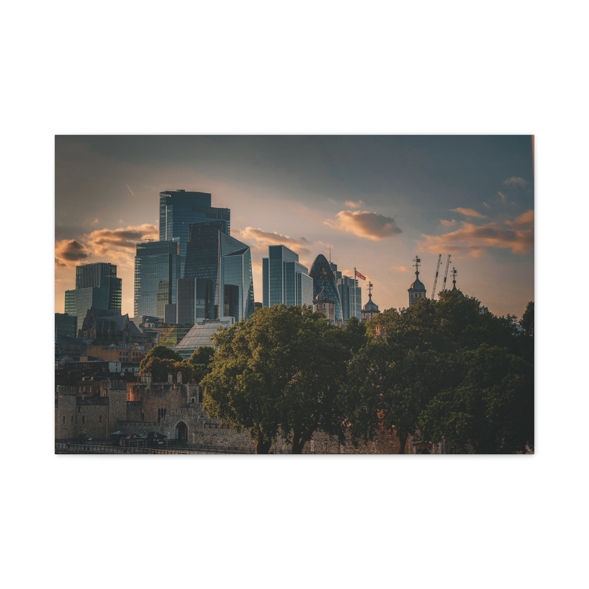 London - Evening Horizon Canvas